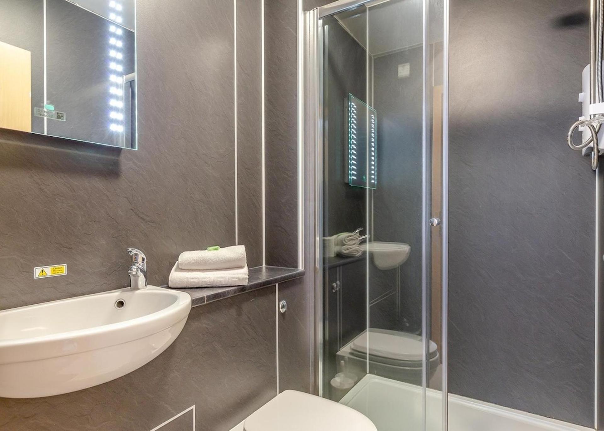 Lovely Ilfracombe Apartment 2 Bedrooms Num 3 Exteriör bild